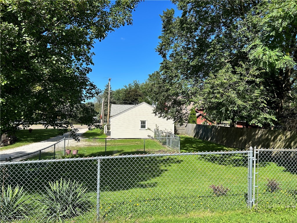 11970 Easton Street NE Alliance OH 44601