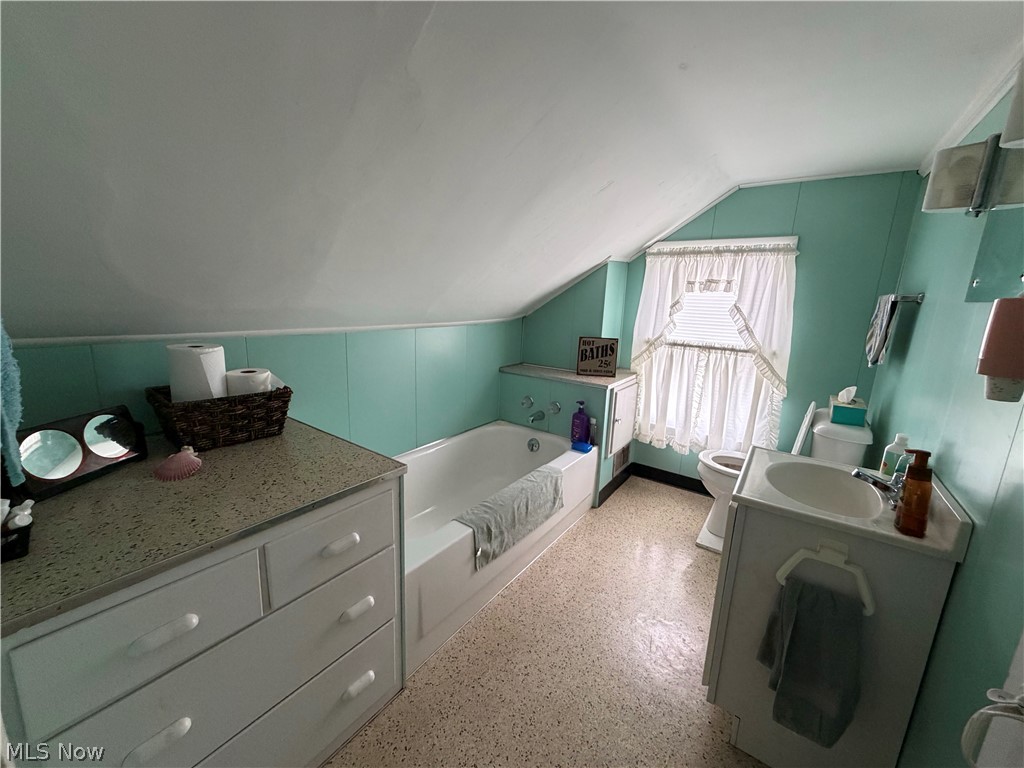 475 E Bell Avenue Mcconnelsville OH 43756