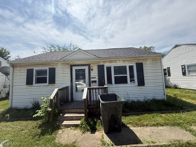 2405 Harmont Avenue NE Canton OH 44705