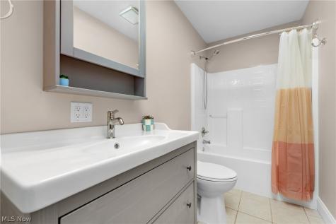 36055 Dellwood Road Grafton OH 44044
