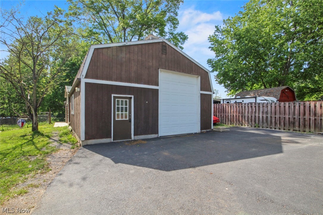 12640 New Buffalo Road North Lima OH 44452