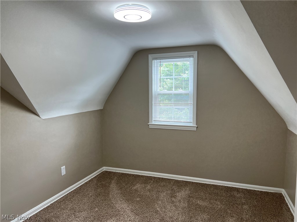 390 E 210th Street Euclid OH 44123