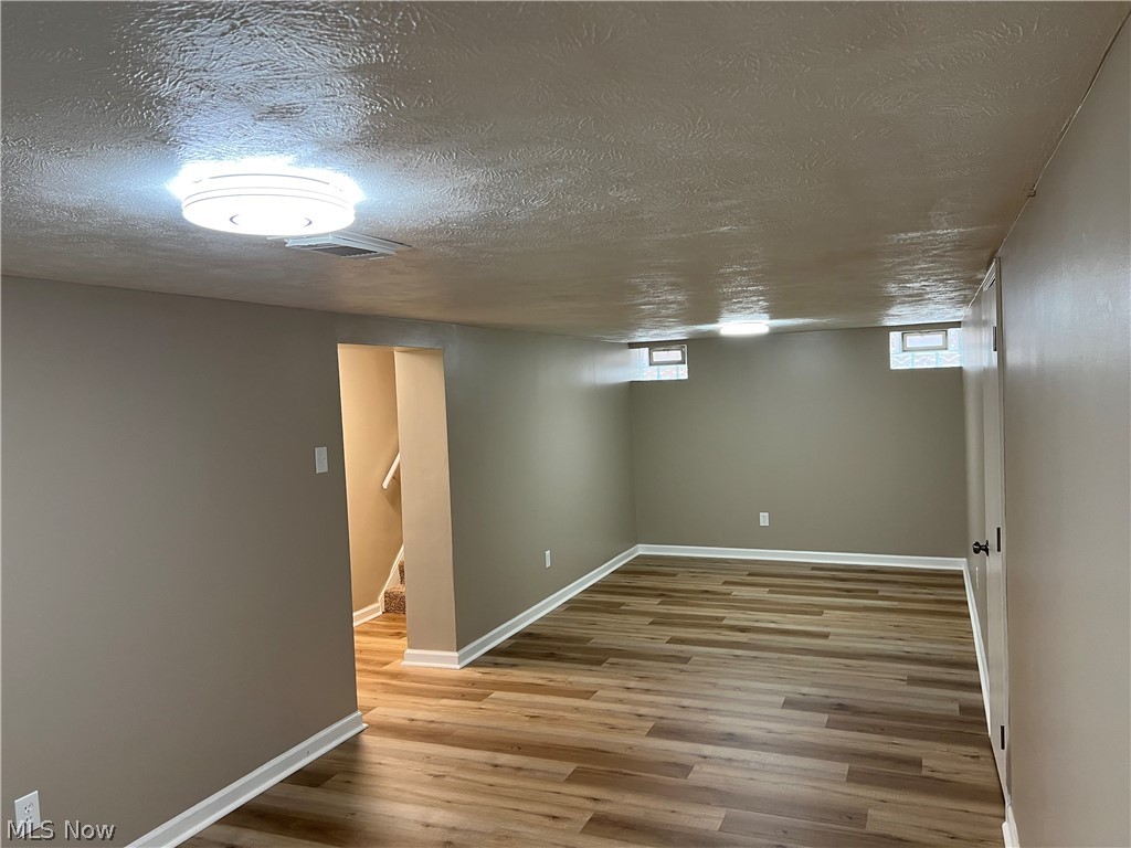 390 E 210th Street Euclid OH 44123