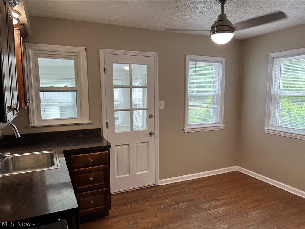 390 E 210th Street Euclid OH 44123