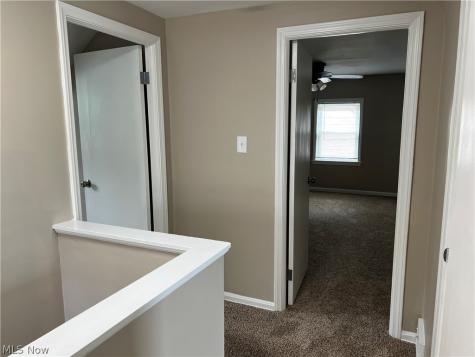 390 E 210th Street Euclid OH 44123