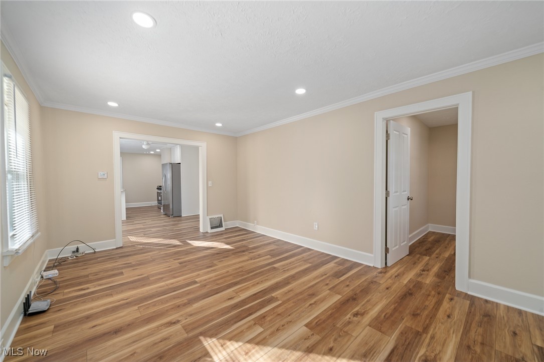 544 Dennison Avenue Akron OH 44312