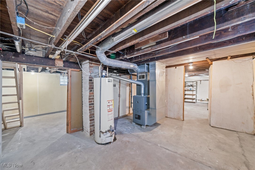 544 Dennison Avenue Akron OH 44312