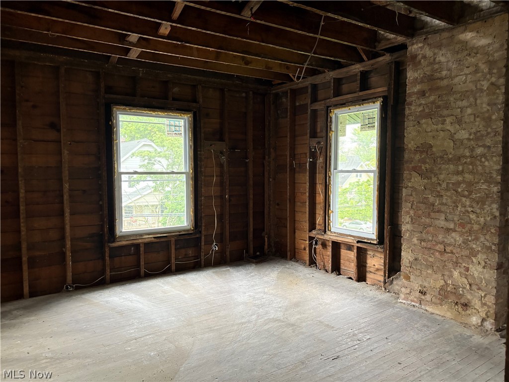 112 Burton Avenue Akron OH 44302