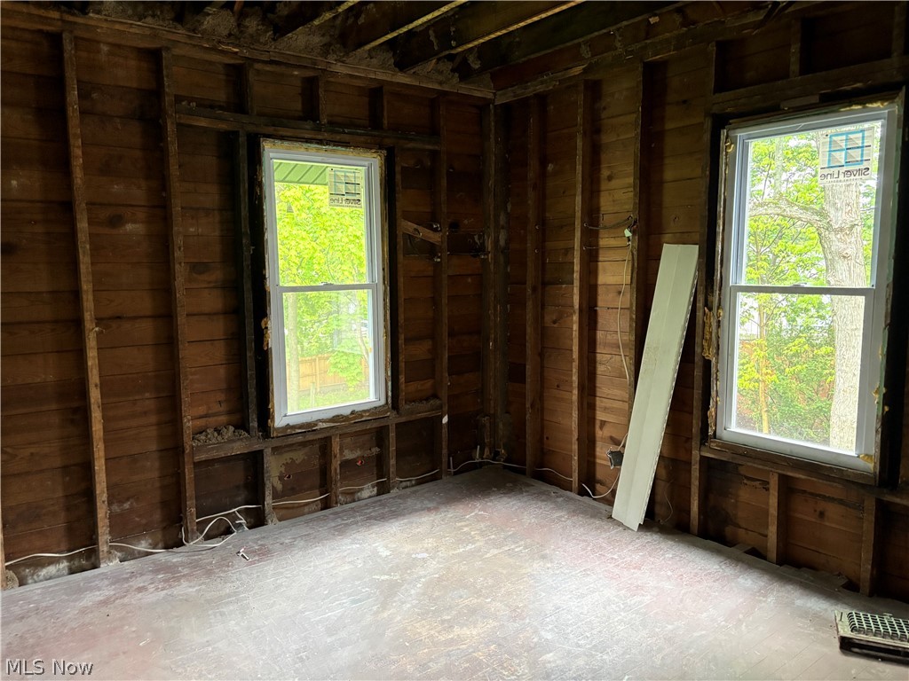 112 Burton Avenue Akron OH 44302