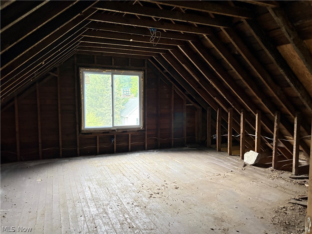 112 Burton Avenue Akron OH 44302