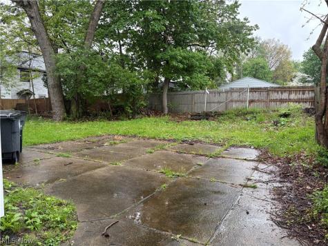 112 Burton Avenue Akron OH 44302