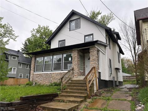 112 Burton Avenue Akron OH 44302