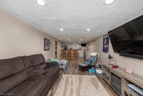3724 E Wallings Road Broadview Heights OH 44147