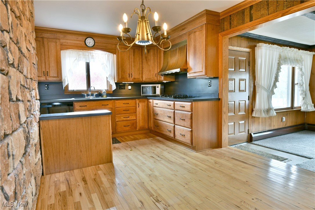 3572 Wilson Sharpsville Road Cortland OH 44410