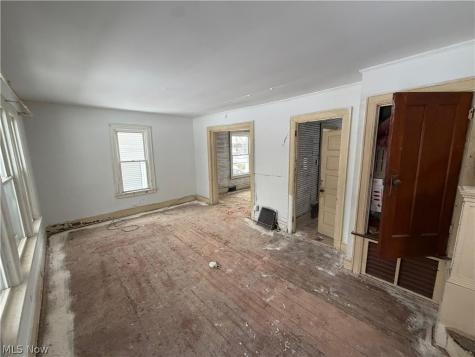 1362 Girard Street Akron OH 44301