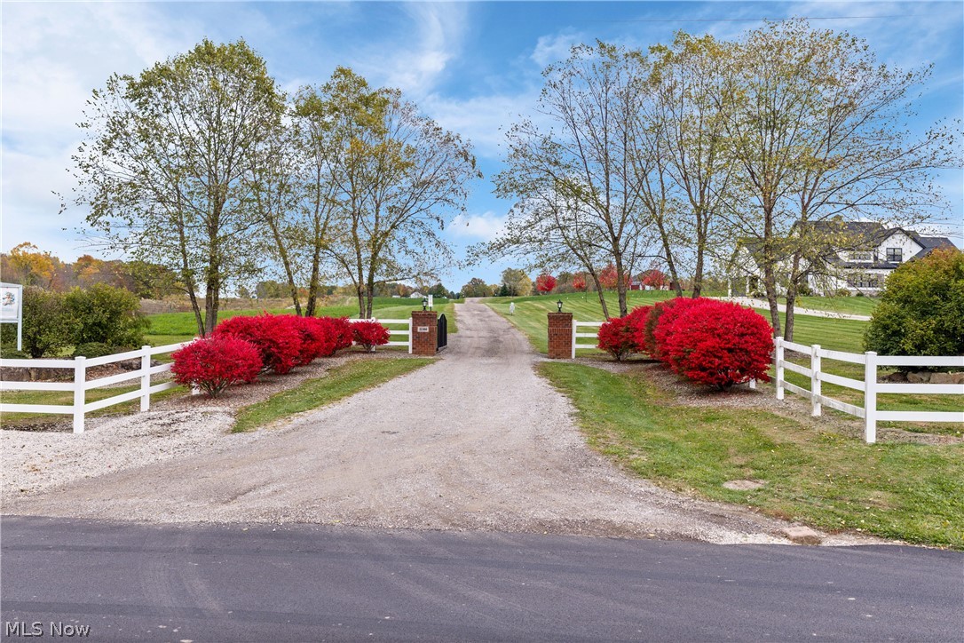 10366 Immel Road NE Canton OH 44721