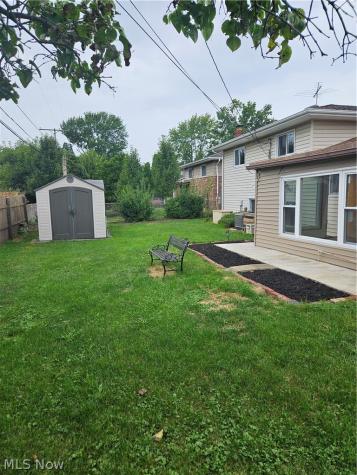 25185 Fawn Drive North Olmsted OH 44070