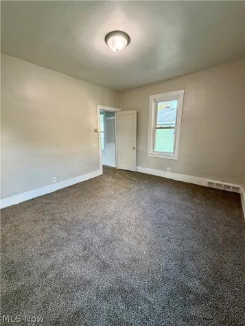 13210 Carrington Avenue Cleveland OH 44135