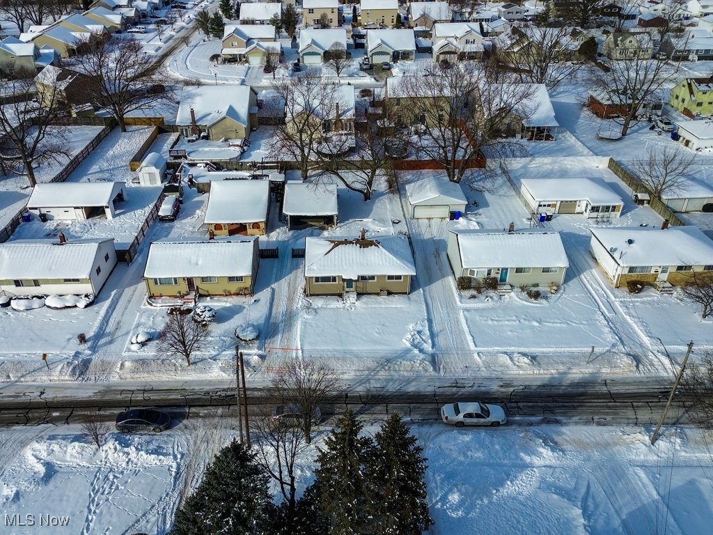 6490 Grosse Drive Brook Park OH 44142