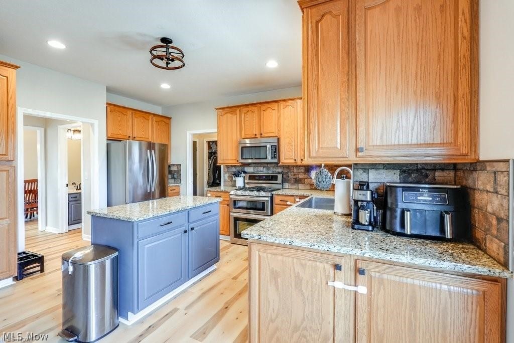 1467 Summer Wood Lane Uniontown OH 44685