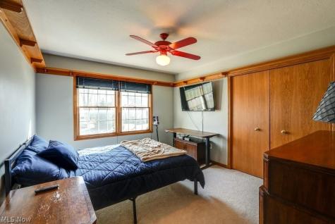1467 Summer Wood Lane Uniontown OH 44685