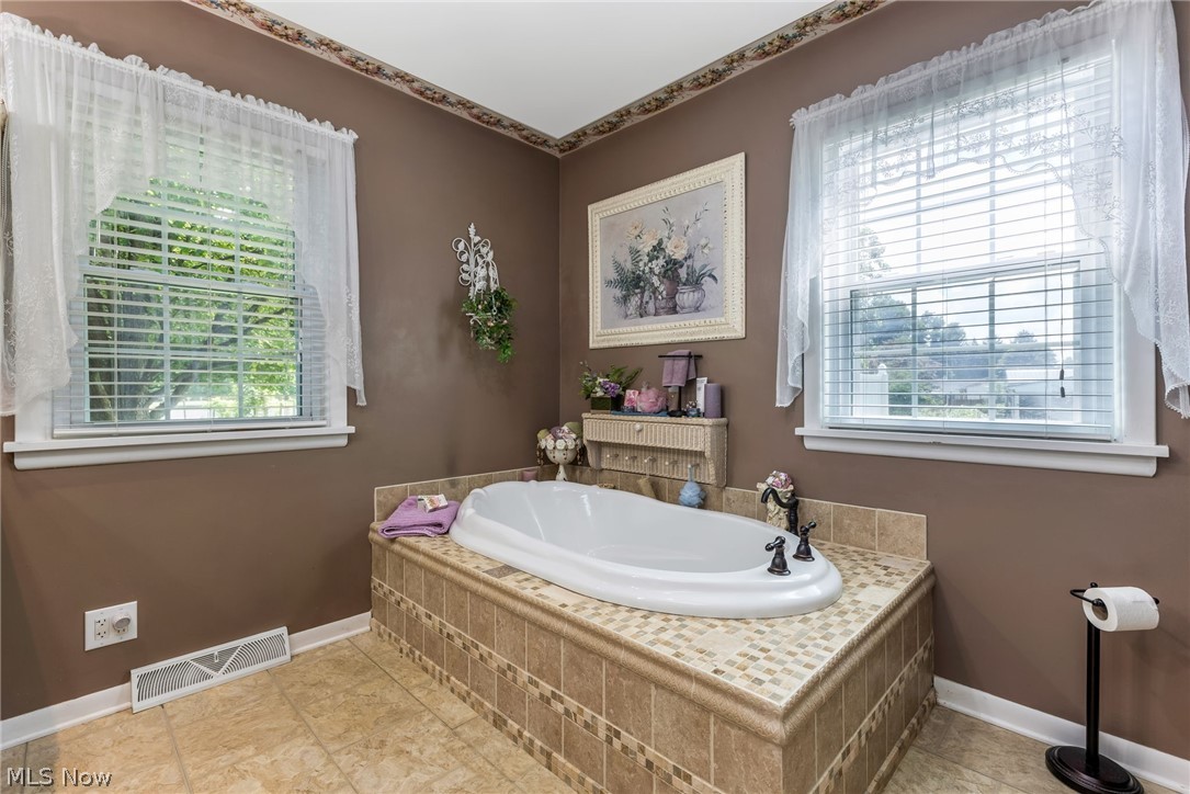 892 Fieldson Drive Heath OH 43056