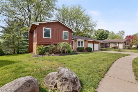 878 Marilyn Drive Wooster OH 44691