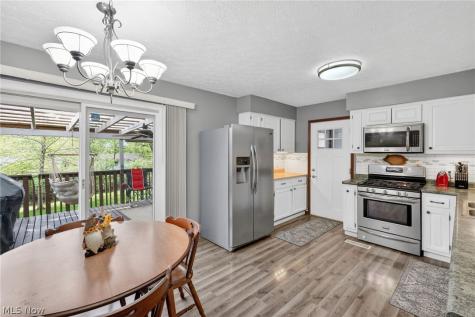 878 Marilyn Drive Wooster OH 44691