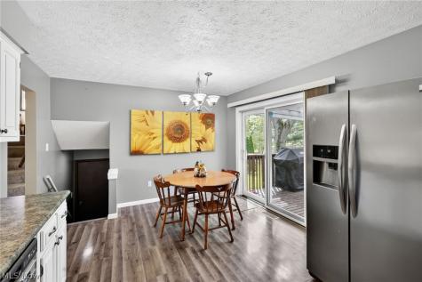 878 Marilyn Drive Wooster OH 44691