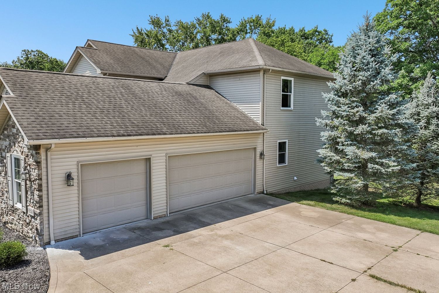 8850 Chaucer Boulevard Broadview Heights OH 44147