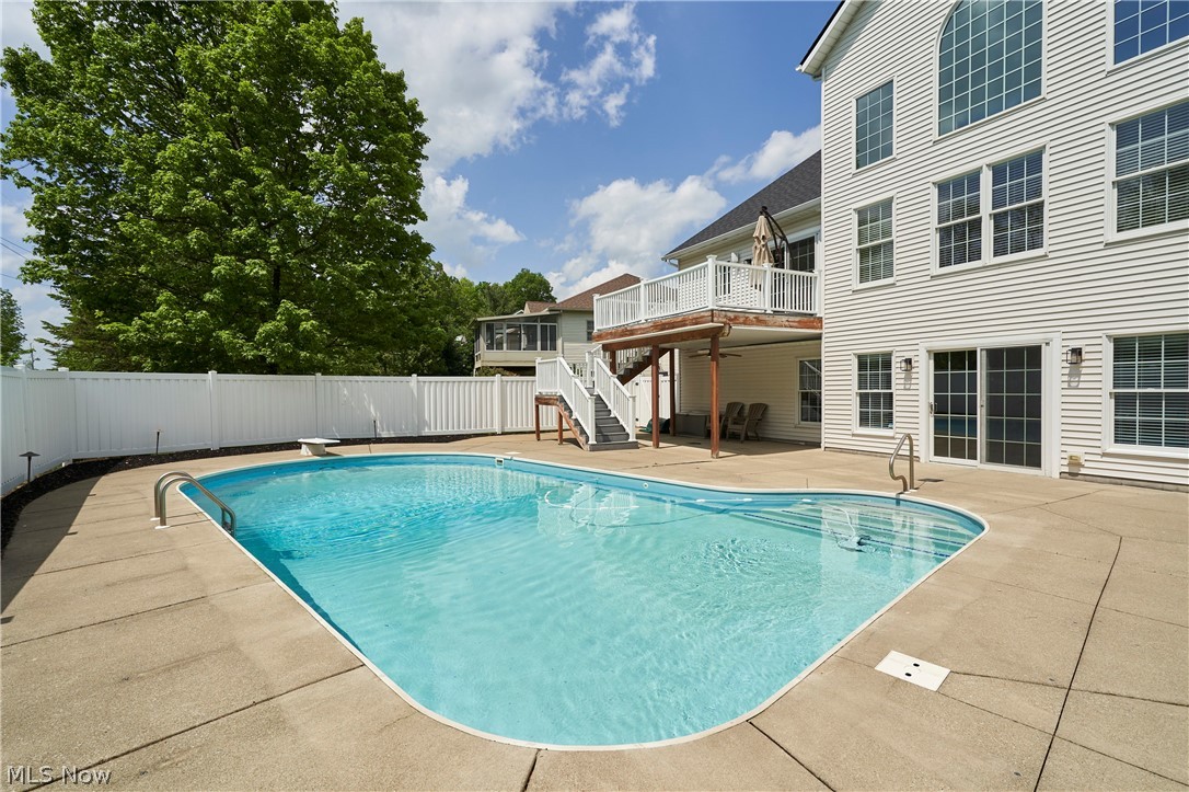929 Hidden Valley Drive Wadsworth OH 44281