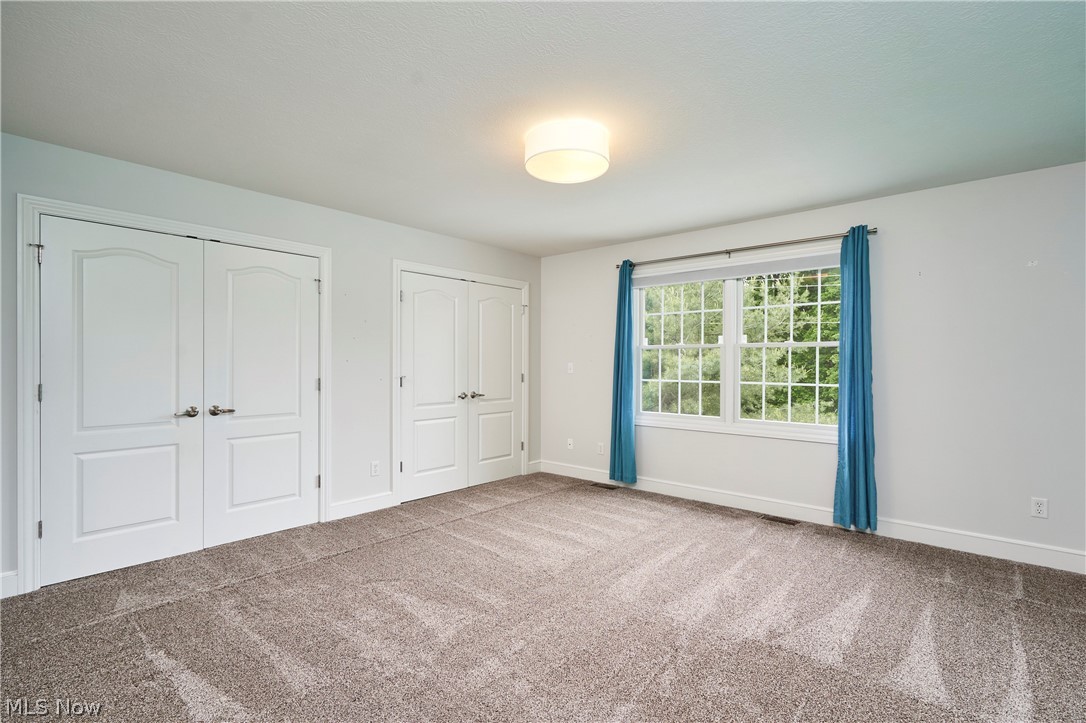 929 Hidden Valley Drive Wadsworth OH 44281