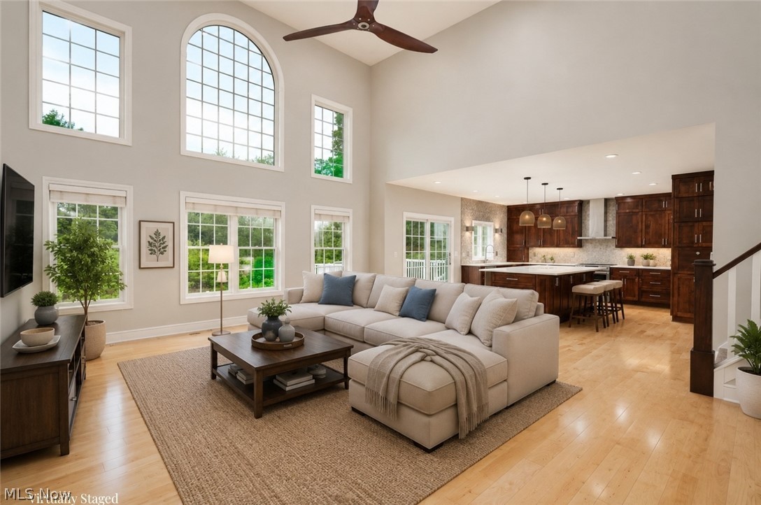 929 Hidden Valley Drive Wadsworth OH 44281