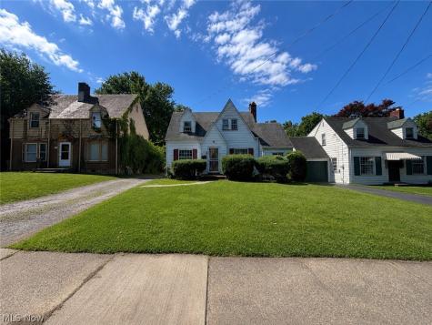 611 Mistletoe Avenue Youngstown OH 44511