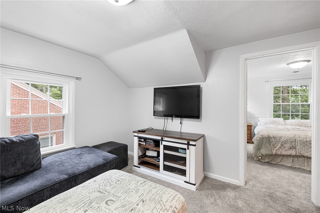 335 Vassar Avenue Elyria OH 44035