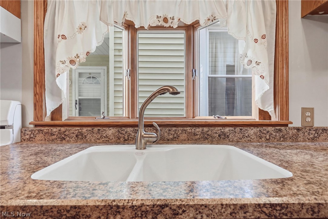 608 Delaware Street Martins Ferry OH 43935