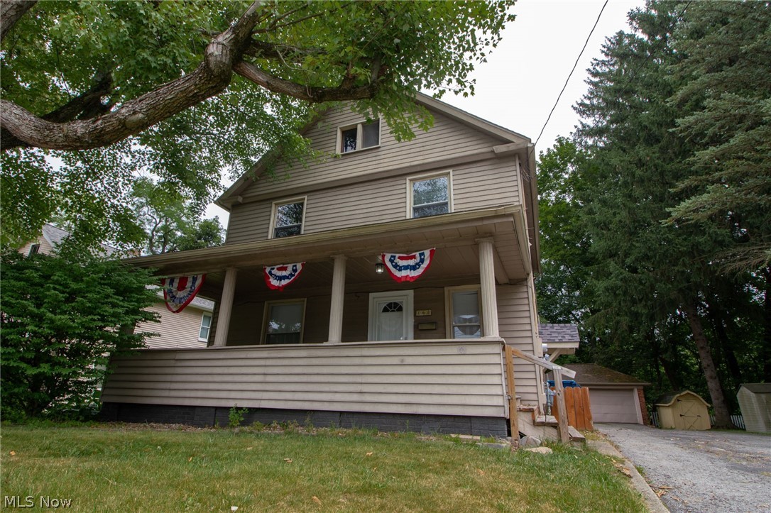 168 Poland Avenue Struthers OH 44471