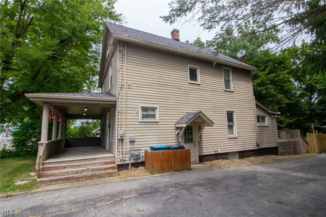 168 Poland Avenue Struthers OH 44471