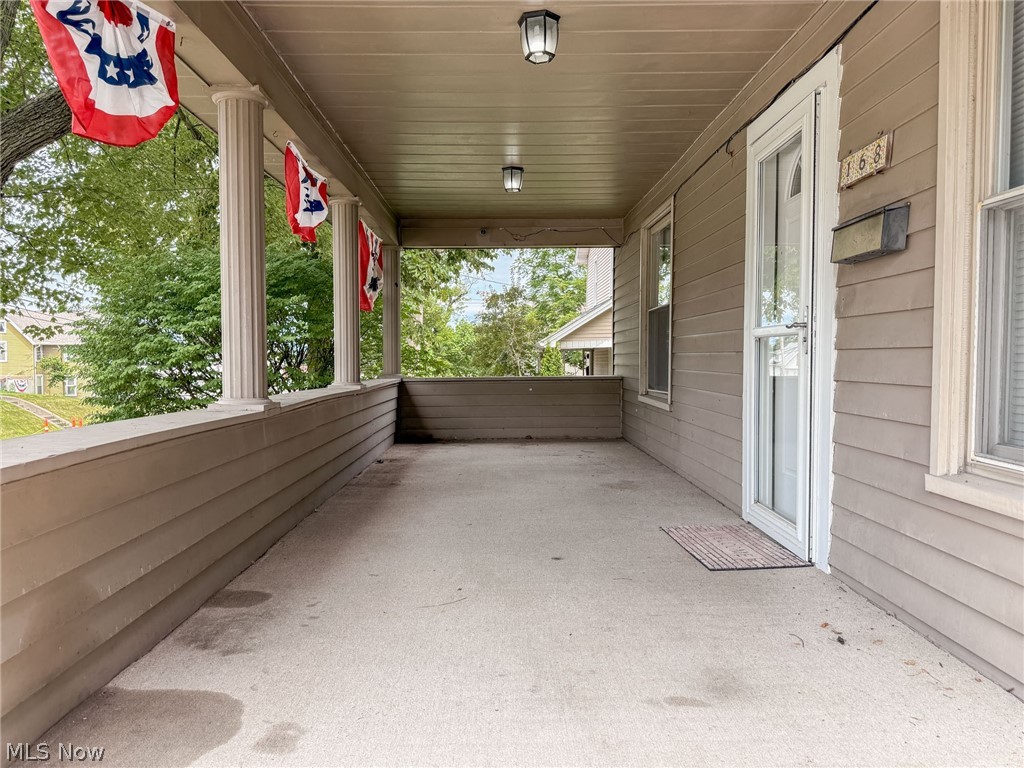 168 Poland Avenue Struthers OH 44471
