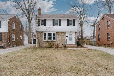 571 E 260th Street Euclid OH 44132