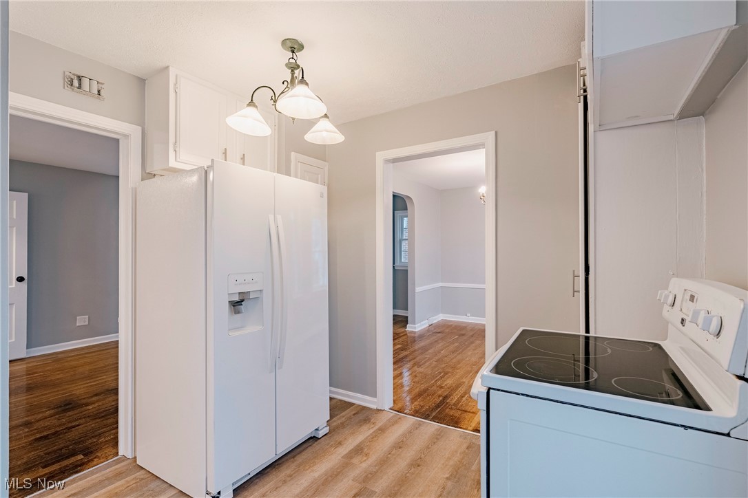 571 E 260th Street Euclid OH 44132