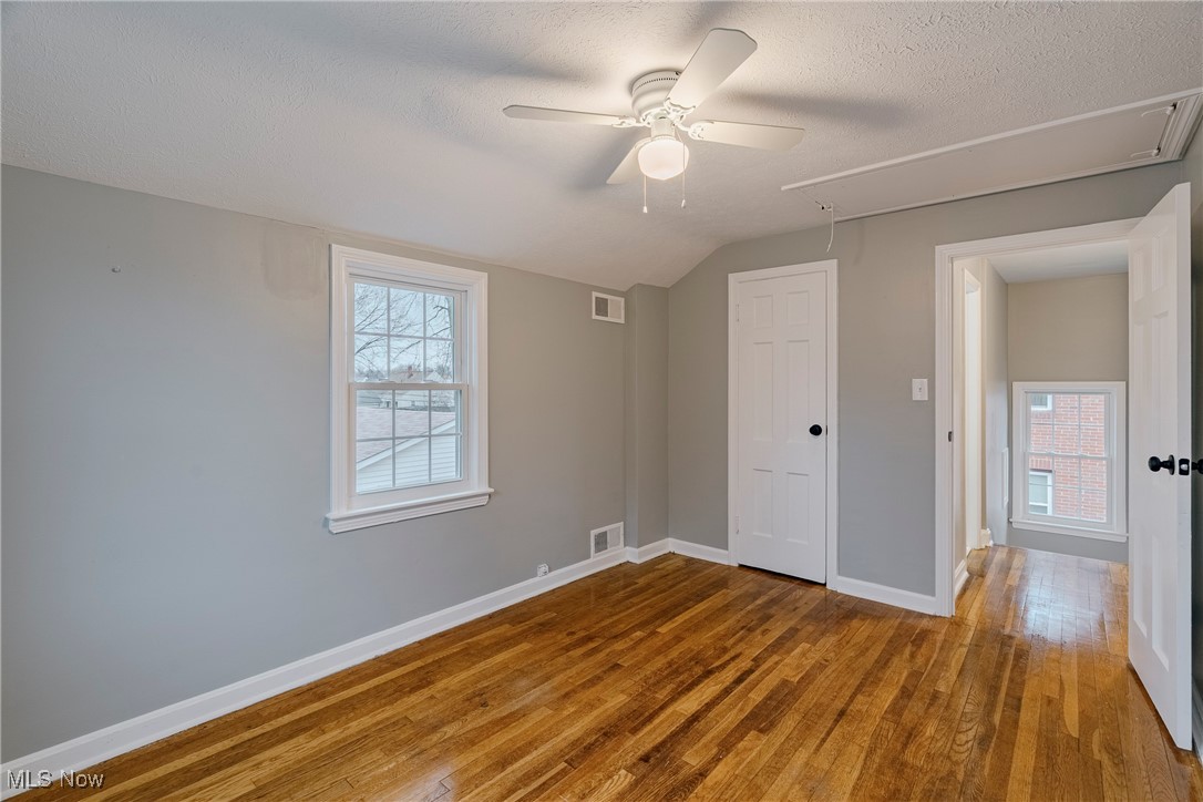 571 E 260th Street Euclid OH 44132