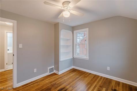 571 E 260th Street Euclid OH 44132