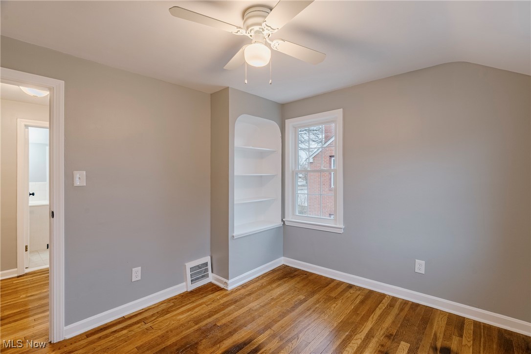 571 E 260th Street Euclid OH 44132