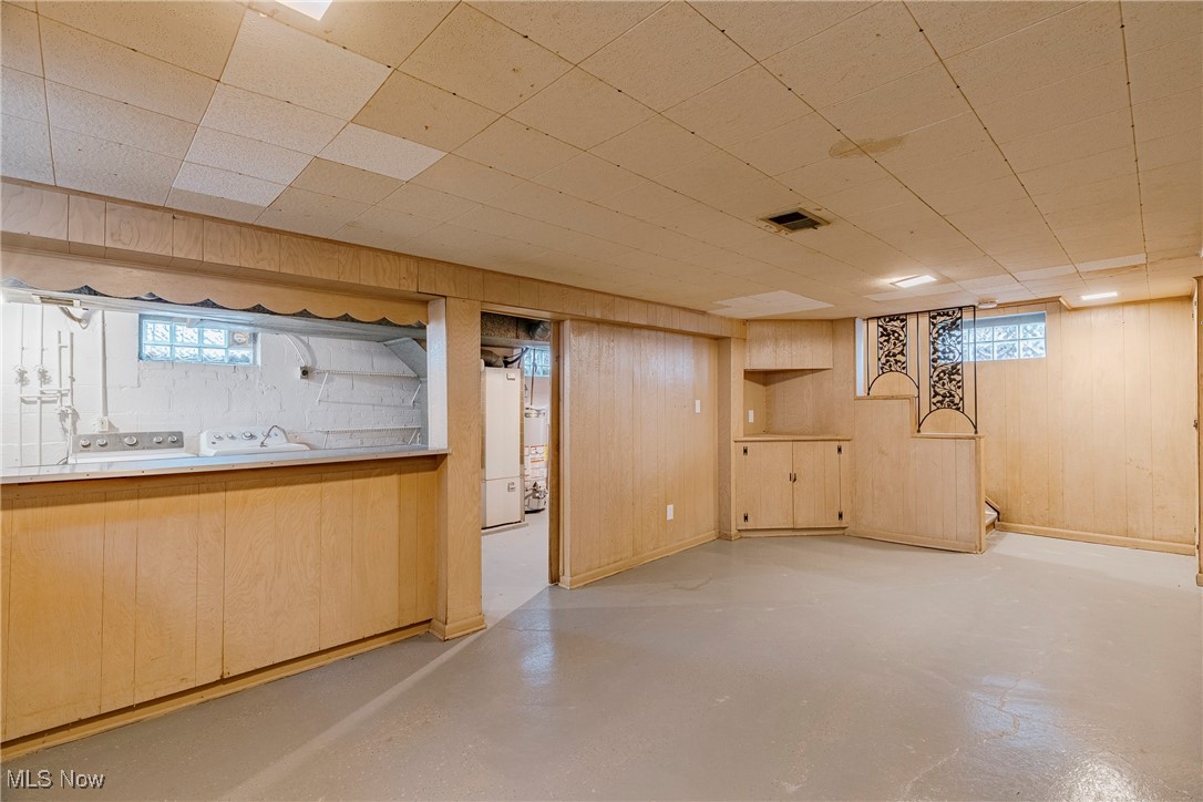 571 E 260th Street Euclid OH 44132
