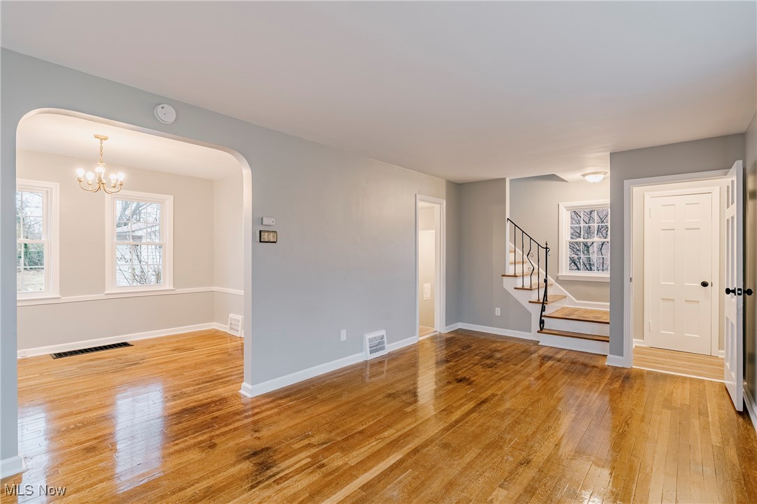 571 E 260th Street Euclid OH 44132