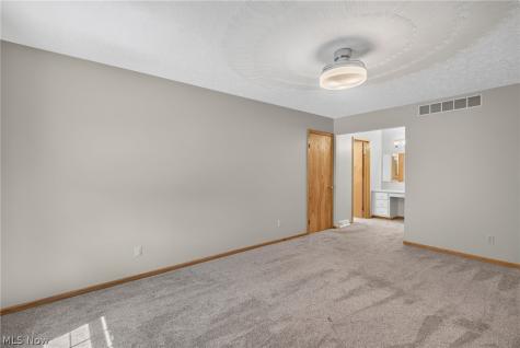2879 Wexford Boulevard Stow OH 44224
