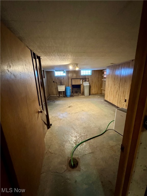 8158 State Route 43 Streetsboro OH 44241