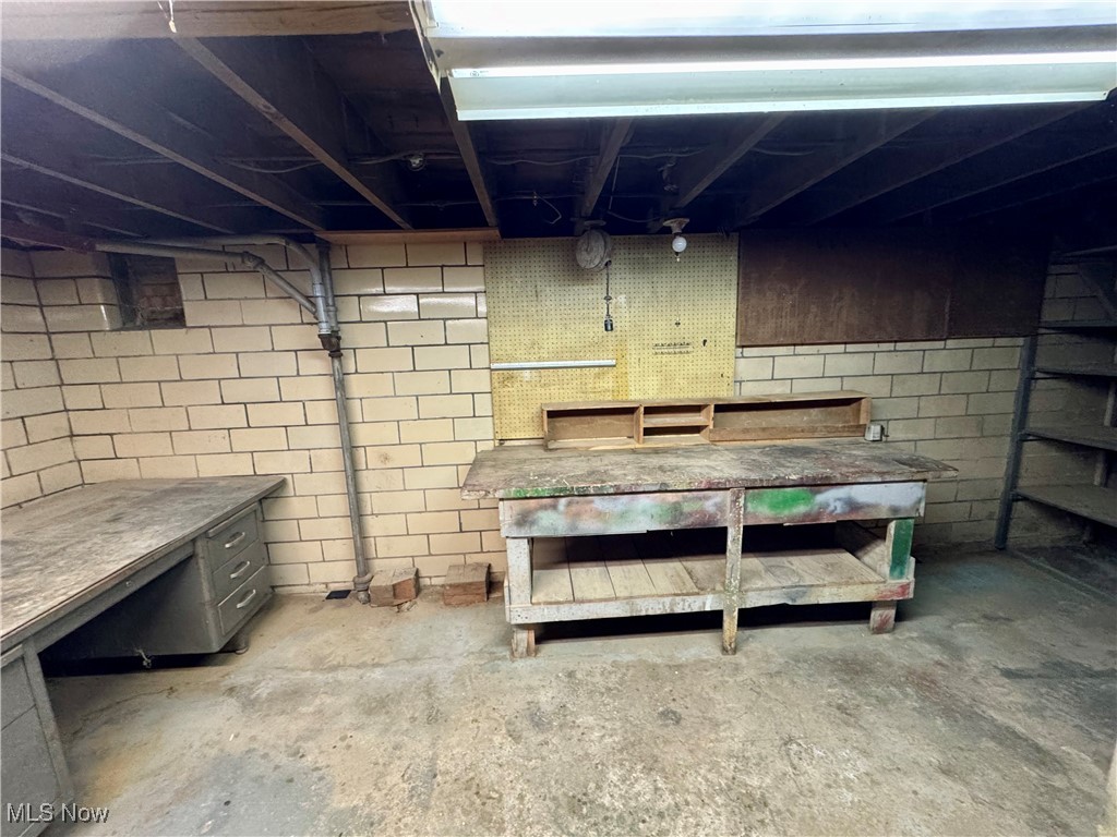 8158 State Route 43 Streetsboro OH 44241