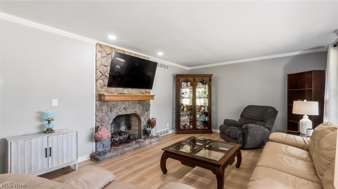 2574 E Newman Street Zanesville OH 43701